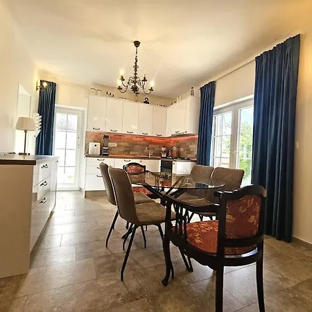 펜션 Pool House Arbanija