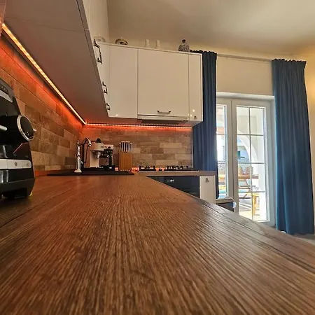 Pool House Arbanija 트로기르